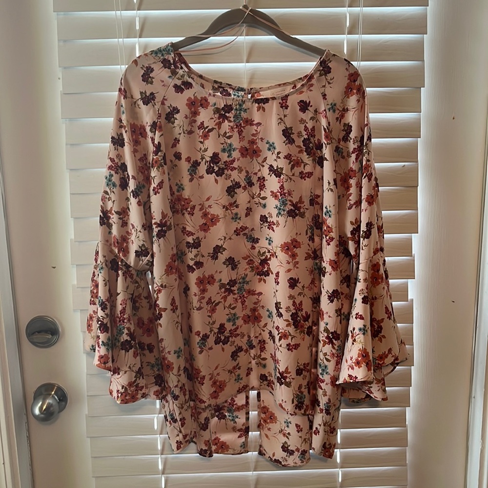 LC Lauren Conrad Flare Sleeve Blouse, size XL, pink and blue multicolor